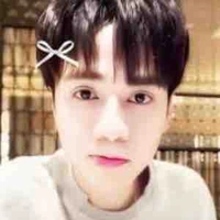 Q.Hùng