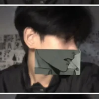 Hoàng Nguyên(GVCN lớp em+Hiệu Trưởng)