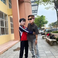 all( trừ ai thì trừ) 