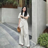 Mẹ của nữ 9