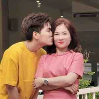 Mama Hà (mẹ Kép Tần)