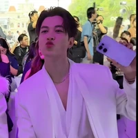 Anh Tú[Alpha]