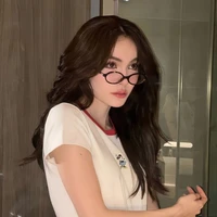 Charlotte Austin (chị họ nàng)