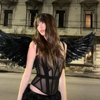 View Benyapa (em họ cô)