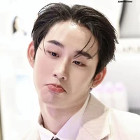 Est Supha Sangaworawong