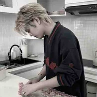 Nguyễn Quang Anh ( Roái Đơ)