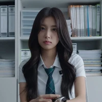 Kang Hyewon