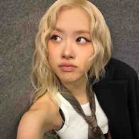 PARK CHAEYOUNG - CÔ