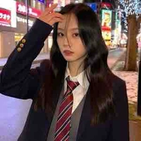 LEE HYERI 