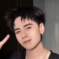 hùng