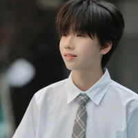 Nhiếp Vĩ Thần (hắn)