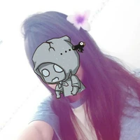 con nhỏ t/g nè má