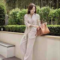 Mẹ Thuỳ Anh