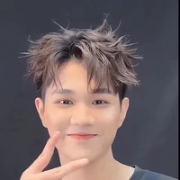 HOÀNG ĐỨC DUY