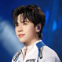 lê Quang Hùng