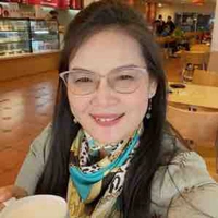 Yến Hồng-cô hiệu trưởng