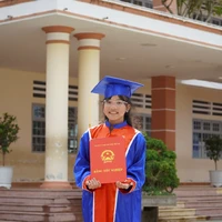 nhỏ sáng tác