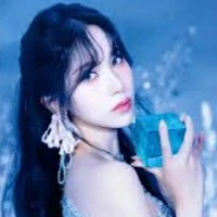 Myoui Mina
