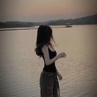 Nguyễn Minh Thư( mẹ Hùng) 