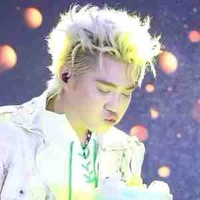 Hoàng Đức Duy (9 năm trước)