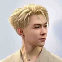 Bùi Anh Tú - anh trai rhyder