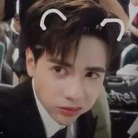 quang hùng