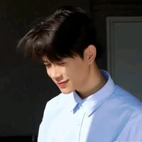 anh tú
