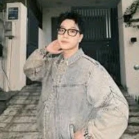 Đinh Minh Hiếu {Kewtiie}