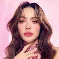 Charlotte Austin (Công Chúa ) 