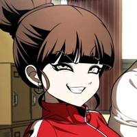 Kang Ah-Hyun cười