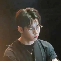 Huỳnh Hoàng Hùng- Gem