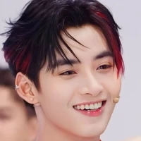 HUỲNH HOÀNG HÙNG ( GEM)