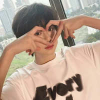 Trần dịch hằng còn bé