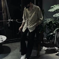 Ba Hùng.