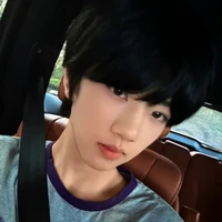 Trương Hàm Thụy_bé