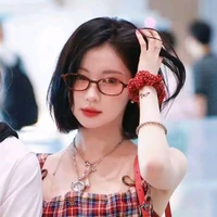 Enami Asa - Chị