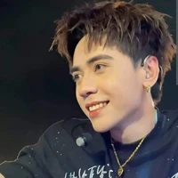 quang hùng