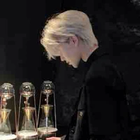 Long quân ( anh trai view ) 