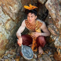 Hưng Nguyễn 