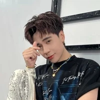 Tổng tài Hùng
