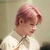 Huỳnh Hoàng Hùng (Hùng Huỳnh )