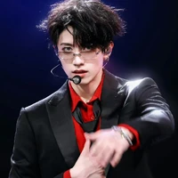 chu chí hâm(anh)