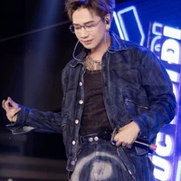 Hoàng Kim Long - Lou Hoàng