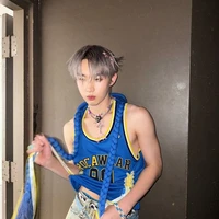 Hong_ em