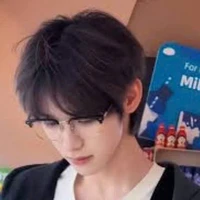 Lâm Hàn Thiếu _bạn na9