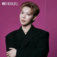 anh trai Hùng ( Erik) 