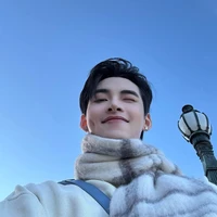 Hùng huỳnh ( gem )