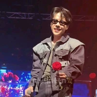 Quang Hùng_1997