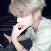 Nguyễn Hoàng Duy Khánh