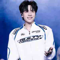 #lqh-Lê Quang Hùng